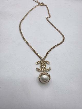 Chanel Gold-tone Faux Pearl Interlocking Pendant Necklace