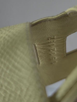 Hermès Yellow Oasis H Logo Slides 39.5 sz