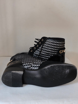 Chanel 2017 Tweed Pattern Logo Embellished Combat Boots 39 sz