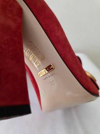 Gucci Red Suede Fringe Trim Accent Pumps 39 sz