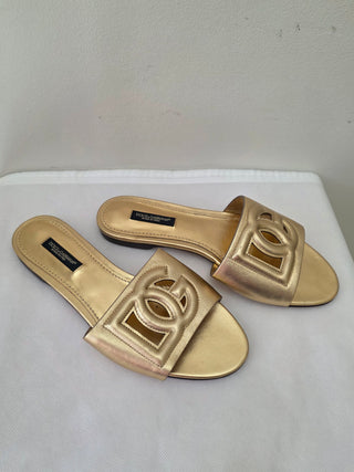 Dolce & Gabbana Gold Leather Cutout Accent Slides 36 sz