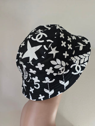 Chanel Black Interlocking CC Printed bucket hat M sz