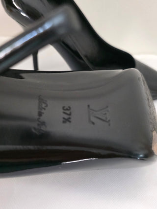 Louis Vuitton Oh Really! Black Patent Leather Pumps 37.5