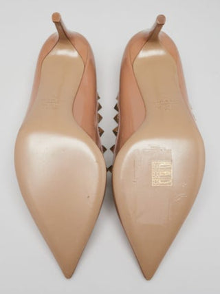 Valentino Beige Patent Leather Rockstud Heels 40 sz
