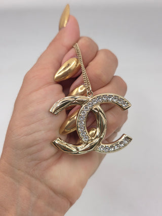 Chanel Gold-tone Enamel Strass Reversible Interlocking CC Pendant Necklace