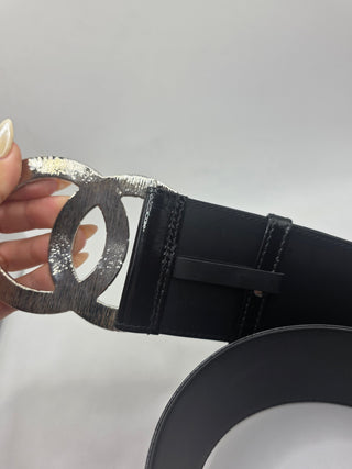 Chanel Black Patent Leather Interlocking CC Logo wide belt M sz