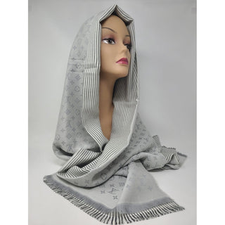 NEW AUTH Louis Vuitton Grey LV Monogram wool oversized scarf