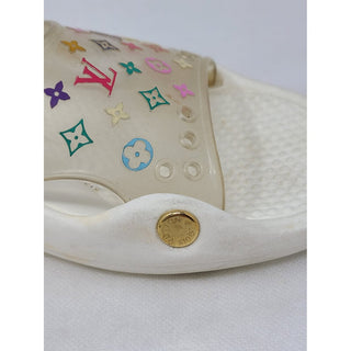 Louis Vuitton white rubber LV Monogram pool sandals 35 EU.