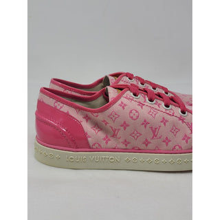 Cute Louis Vuitton pink LV Monogram low top sneakers 41 sz