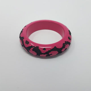 Louis Vuitton pink black LV logo Leo Monogram wooden bangle