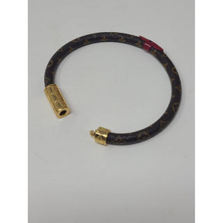 Cute Louis Vuitton LV Monogram Lockit bracelet