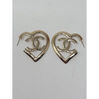 Chanel Gold-tone Interlocking CC Heart Oversized Earrings