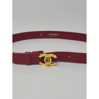 Classy Chanel Red Quilted Leather Interlocking CC Buckle Belt S sz