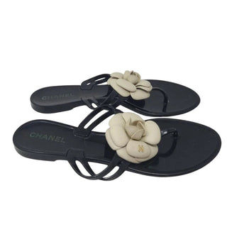 AUTH Chanel Black Jelly Camellia Interlocking CC Thong Sandals 40 EU