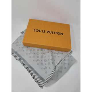 NEW AUTH Louis Vuitton Grey LV Monogram wool oversized scarf