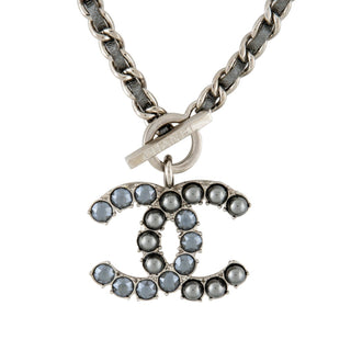 Authentic Chanel 2017 Pearl Leather Strass CC Pendant Necklace 17"