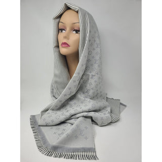 NEW AUTH Louis Vuitton Grey LV Monogram wool oversized scarf