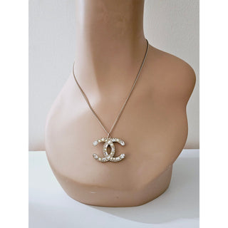 AUTH NEW Chanel Gold-tone Faux Pearl Strass CC Pendant Necklace