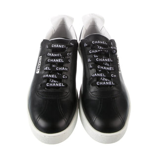 Authentic Chanel Black Leather Interlocking CC Logo Sneakers 38.5