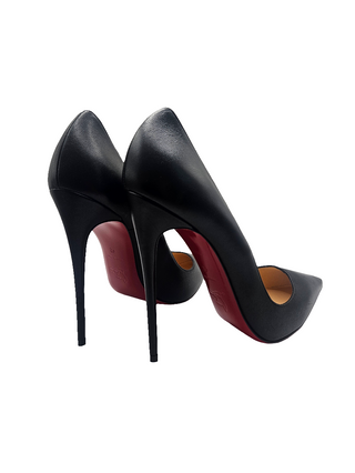 Christian Louboutin black leather So Kate pointed-toe pumps 42 sz