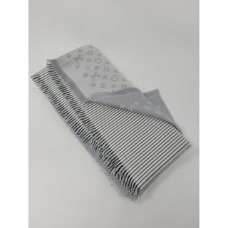NEW AUTH Louis Vuitton Grey LV Monogram wool oversized scarf