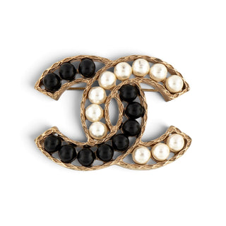 Authentic Chanel 2016 Faux Pearl Gold-tone Interlocking CC Brooch