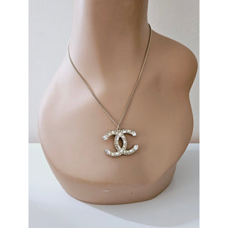 AUTH NEW Chanel Gold-tone Faux Pearl Strass CC Pendant Necklace