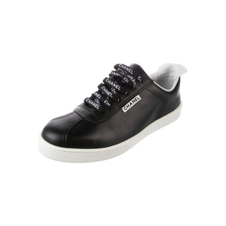 Authentic Chanel Black Leather Interlocking CC Logo Sneakers 38.5
