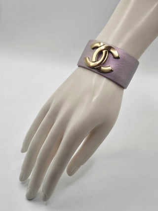 Chanel Iridescent Purple Leather Interlocking CC Logo Wide Cuff