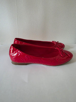 Louis Vuitton Red Patent Leather Bow Accents Ballet Flats 37 sz