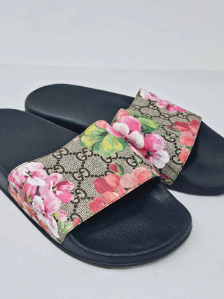 Gucci GG Supreme Monogram Bloom rubber sandals 40 sz