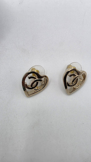 Chanel Gold-tone Interlocking CC Heart Stud Earrings NWT