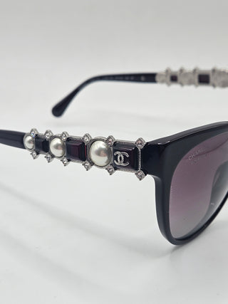 Chabel Burgundy Black Interlocking CC Logo Cat-Eye Sunglasses