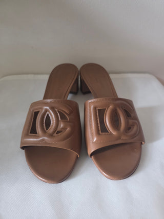 Dolce & Gabbana Brown Leather DG Cutout Slides sandals 39.5 sz