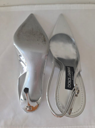 Dolce & Gabbana Metallic Silver Patent Leather DG Logo Slingback Pumps 38 sz