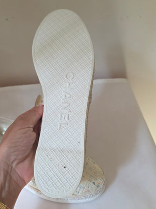 Chanel White 2019 Interlocking CC Logo Espadrilles 40 sz