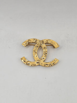 Chanel Gold-tone Textured Interlocking CC Brooch