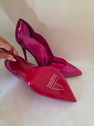 Christian Louboutin Metallic Pink Leather Scalloped Pumps 39.5 sz