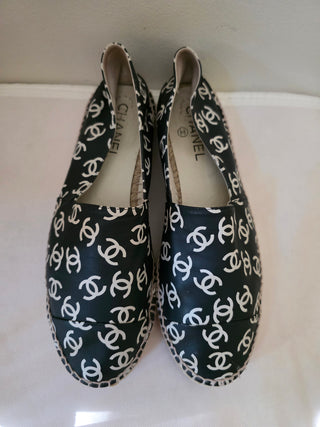 Chanel Interlocking CC Logo Black Lambskin Leather Espadrilles 40 sz