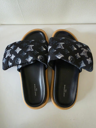 Louis Vuitton Black Blue LV Monogram Slides 40 sz
