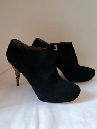 Fendi Black suede Zucca FF Logo  Ankle booties 39.5 sz