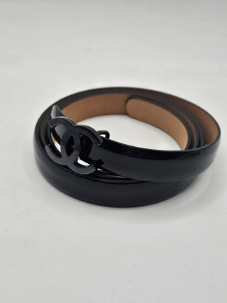 Chanel Black Patent Leather 2011 Interlocking CC Logo Belt