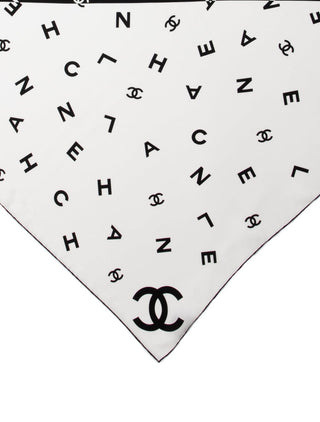 Chanel Black White Interlocking CC Silk 2021 Scar
