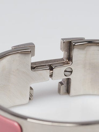 Hermès Rose Velours White Enamel Palladium Plated Clic-Clac H PM Wide Bracelet