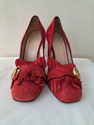 Gucci Red Suede Fringe Trim Accent Pumps 39 sz