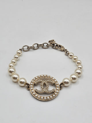 Chanel Gold-tone Faux Pearl Interlocking CC Charm Bracelet