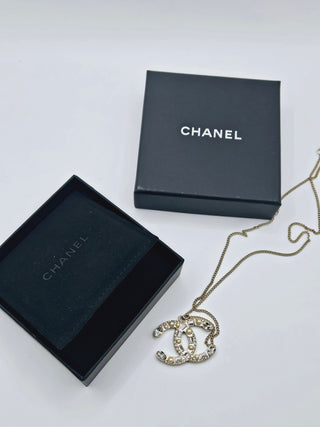 Chanel Gol-tone Faux Pearl Strass CC Pendant Necklace