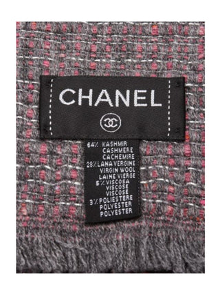 Chanel Grey Pink Cashmere Interlocking CC Metallic Thread Fringe Scarf