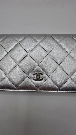 Chanel Silver-tone Interlocking CC Yen Wallet Bifold Wallet