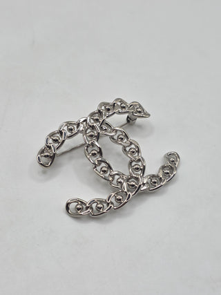 Chanel Silver-tone 2022 CC Chain Link Brooch